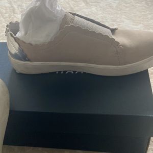 ColeHaan shoes    Barely worn. Tan with metallic heal .